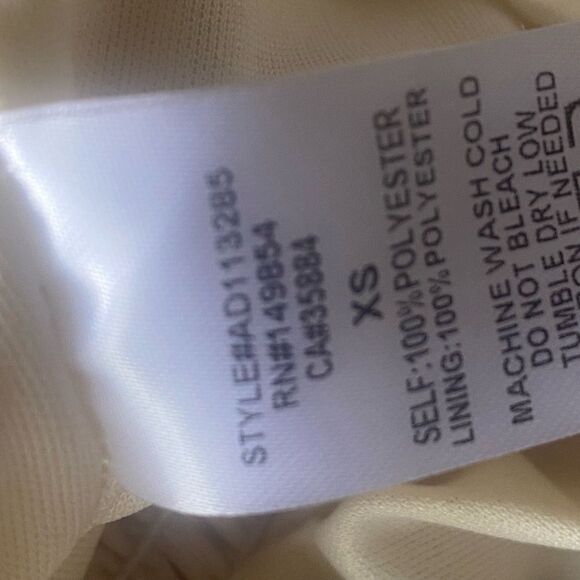 Sadie & Sage Orange Floral Print Cami/Tank. Size Large. EUC! - Picture 7 of 7